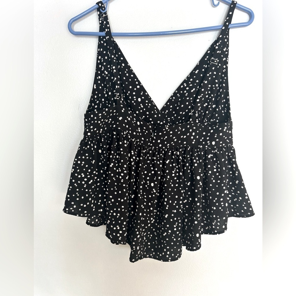 Leith Polka Dot Top black/white Ladies flowy adjustable straps, size medium